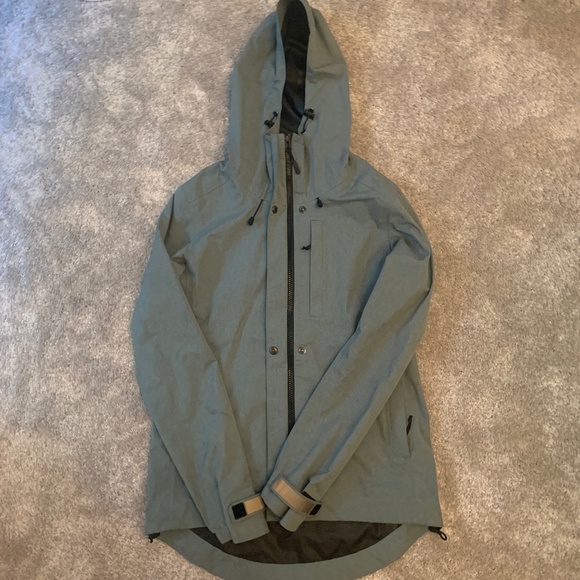 Chrome Industries Storm Signal women's bike jacket - Picture 1 of 9